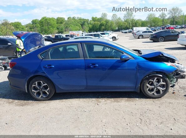 3KPF24AD1ME277928 2021 KIA FORTE Blue Vista interior trasera