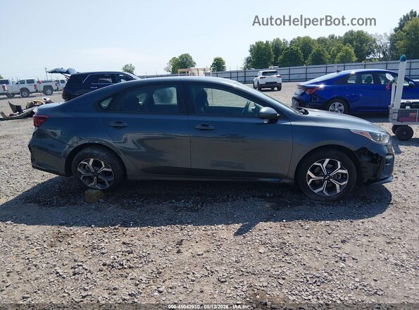 3KPF24AD1ME326965 2021 KIA FORTE Gray Widok wnętrza z tyłu