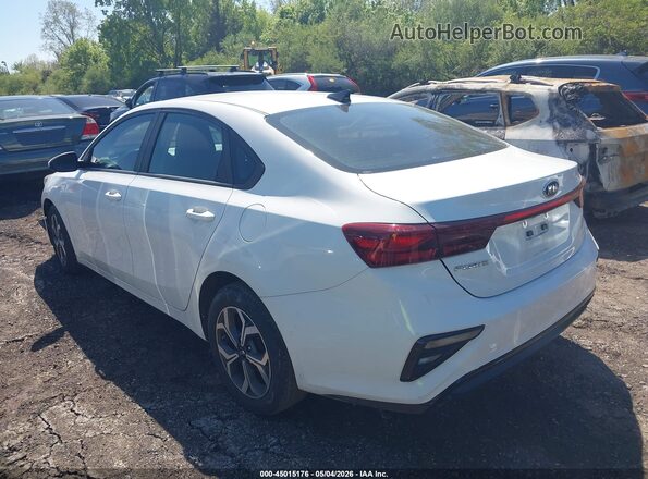 3KPF24AD1ME410462 2021 KIA FORTE White 