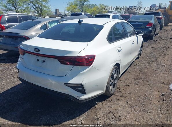 3KPF24AD1ME410462 2021 KIA FORTE White 