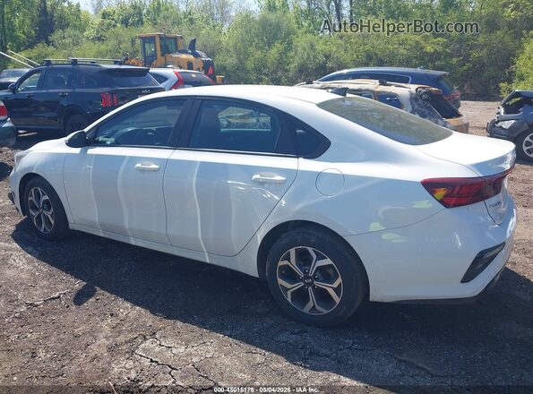 3KPF24AD1ME410462 2021 KIA FORTE White 