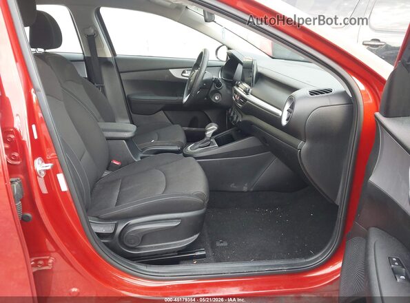3KPF24AD1RE708372 2024 KIA FORTE Orange წინა სალონის ხედი