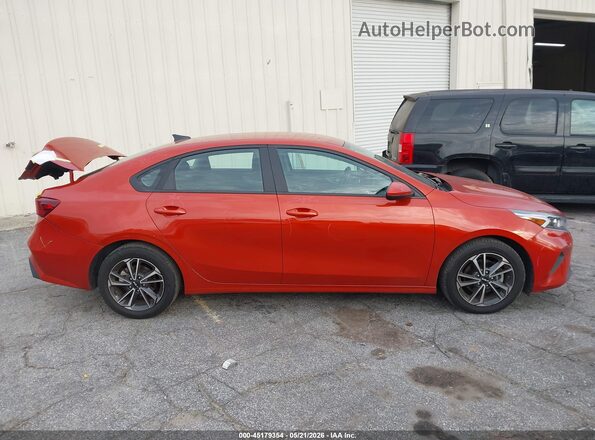 3KPF24AD1RE708372 2024 KIA FORTE Orange უკანა სალონის ხედი