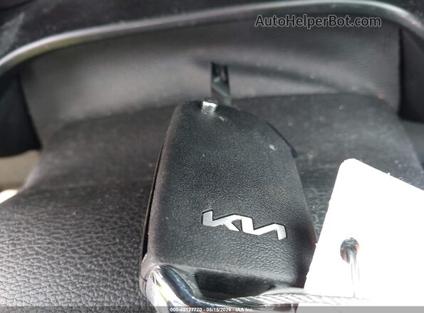 3KPF24AD1RE783556 2024 KIA FORTE Gray Widok deski rozdzielczej