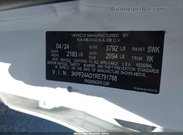 3KPF24AD1RE791768 2024 KIA FORTE White Vista del compartimento del motor