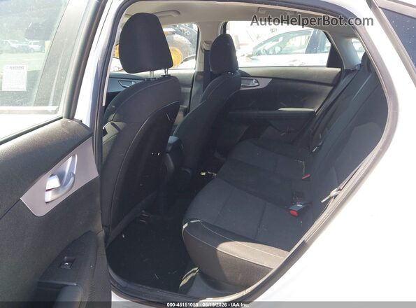 3KPF24AD1RE791768 2024 KIA FORTE White Vista de la etiqueta del VIN