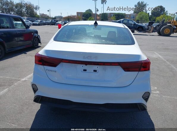 3KPF24AD1RE791768 2024 KIA FORTE White 