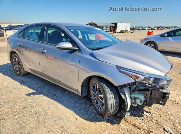 3KPF24AD1RE794864 2024 KIA FORTE Silver 
