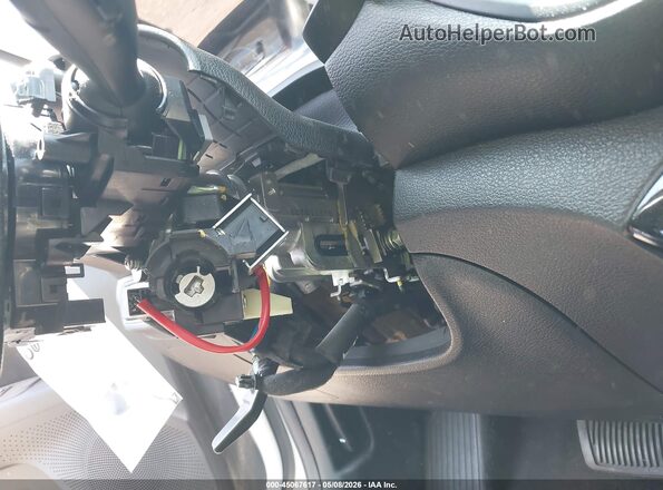 3KPF24AD2KE070901 2019 KIA FORTE White 