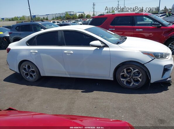 3KPF24AD2KE070901 2019 KIA FORTE White 
