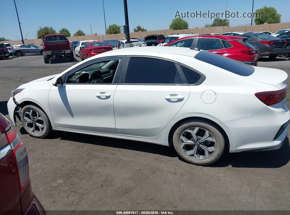 3KPF24AD2KE070901 2019 KIA FORTE White 