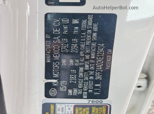 3KPF24AD2KE129414 2019 KIA FORTE White 
