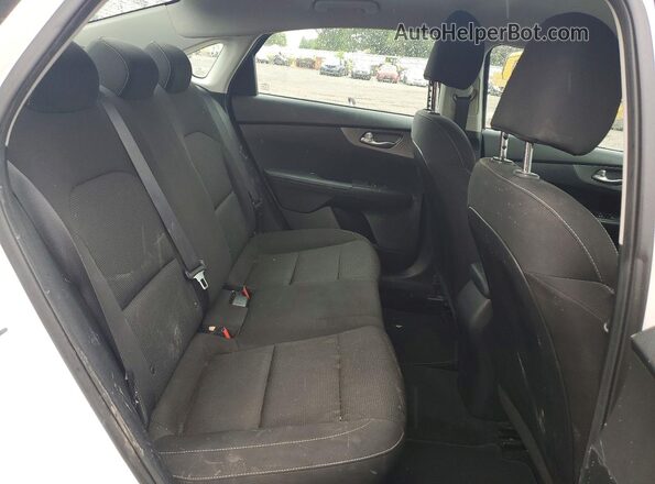 3KPF24AD2KE129414 2019 KIA FORTE White 