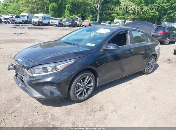 3KPF24AD2NE496852 2022 KIA FORTE Черный Передняя левая четверть