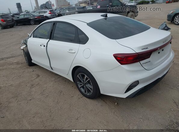 3KPF24AD2PE607807 2023 KIA FORTE White 