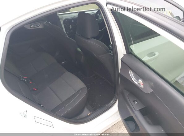 3KPF24AD2PE607807 2023 KIA FORTE White 