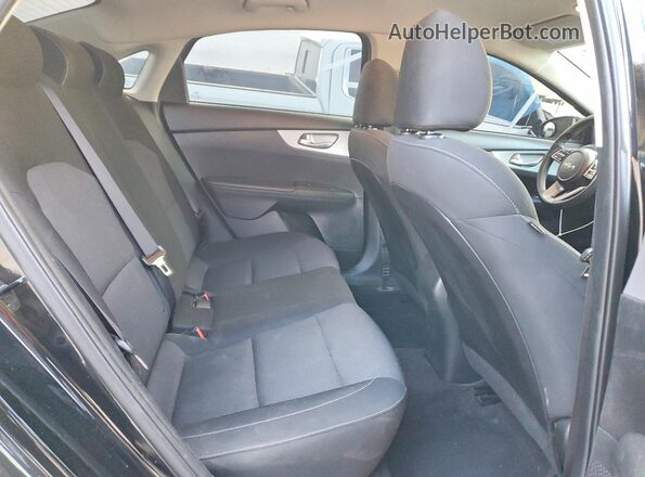3KPF24AD2PE622405 2023 KIA FORTE Black 