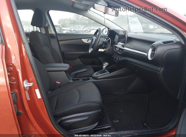 3KPF24AD2PE624171 2023 KIA FORTE Orange წინა სალონის ხედი