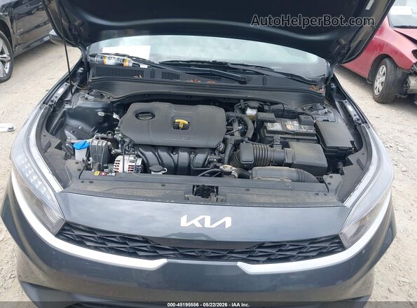 3KPF24AD2PE655100 2023 KIA FORTE Gray Widok z tyłu