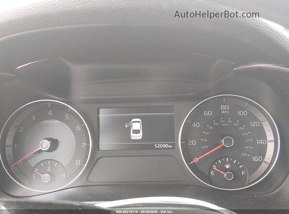 3KPF24AD2RE793187 2024 KIA FORTE Red Vista de los asientos traseros