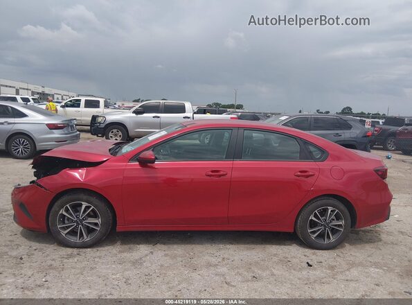 3KPF24AD2RE793187 2024 KIA FORTE Red Vista interior de 360 grados