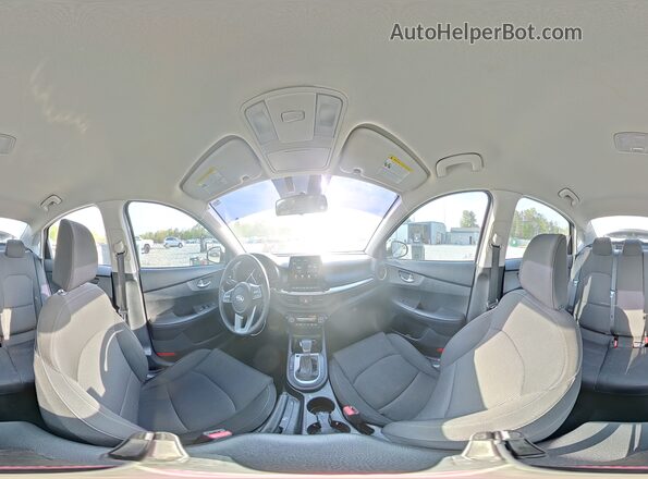 3KPF24AD3KE044789 2019 KIA FORTE Silver 