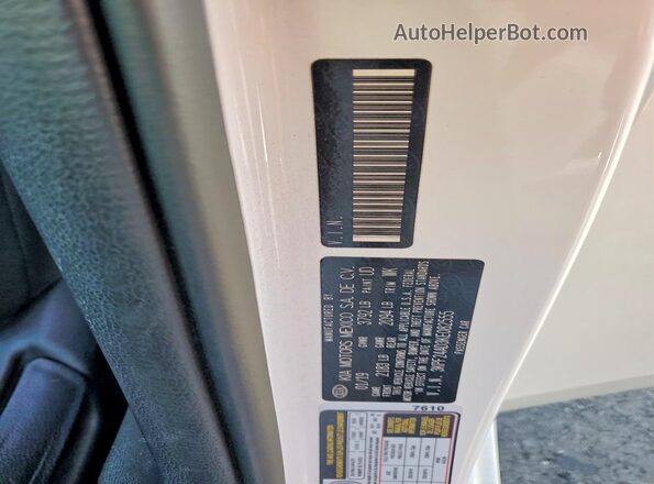 3KPF24AD3KE082555 2019 KIA FORTE White 