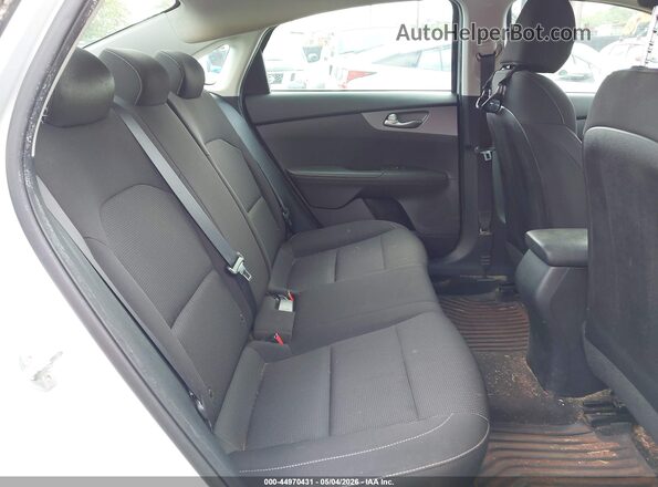 3KPF24AD3ME413993 2021 KIA FORTE Silver VIN կոդի պիտակի տեսք