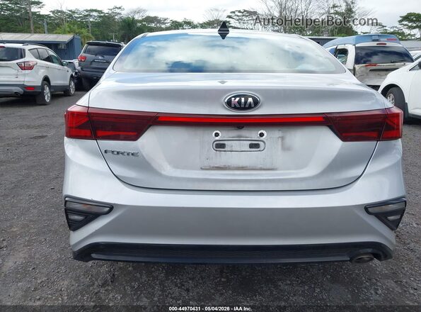 3KPF24AD3ME413993 2021 KIA FORTE Silver 