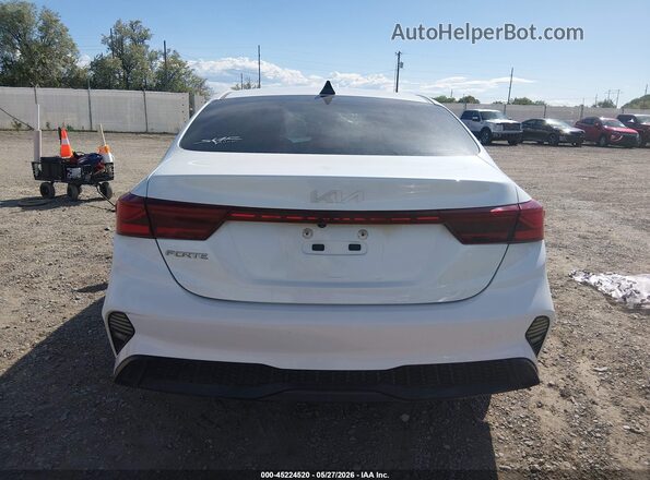 3KPF24AD3NE460331 2022 KIA FORTE White 