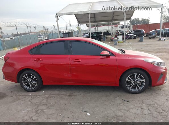 3KPF24AD3PE580634 2023 KIA FORTE Red Вид задньої частини салону