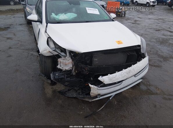 3KPF24AD3PE615138 2023 KIA FORTE White Вид спереду