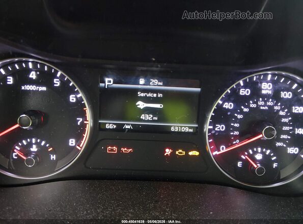 3KPF24AD3PE615138 2023 KIA FORTE White Вид задніх сидінь