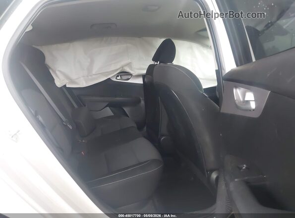 3KPF24AD3RE766855 2024 KIA FORTE White VIN კოდის სტიკერის ხედი