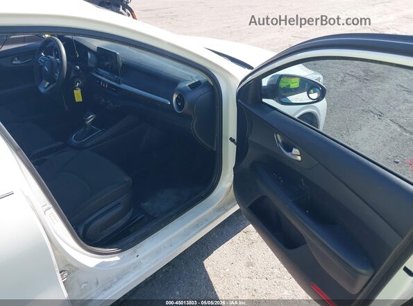 3KPF24AD4LE174016 2020 KIA FORTE White 