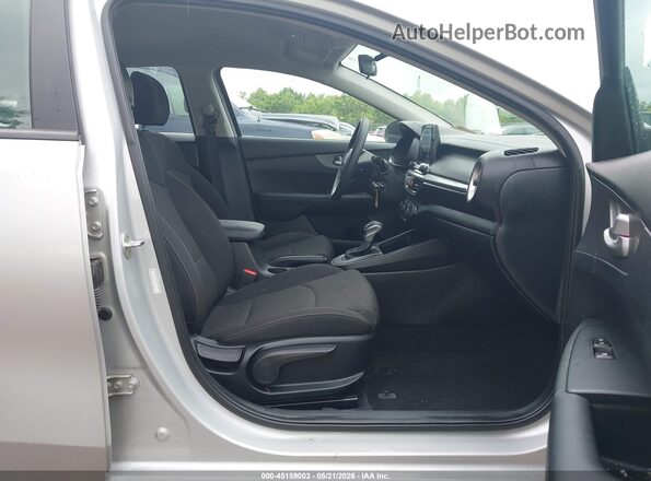 3KPF24AD4LE205832 2020 KIA FORTE Silver Vista interior delantera