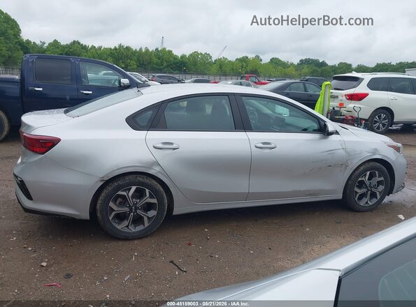 3KPF24AD4LE205832 2020 KIA FORTE Silver Vista interior trasera