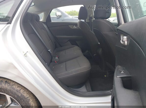 3KPF24AD4LE205832 2020 KIA FORTE Silver Vista de la etiqueta del VIN
