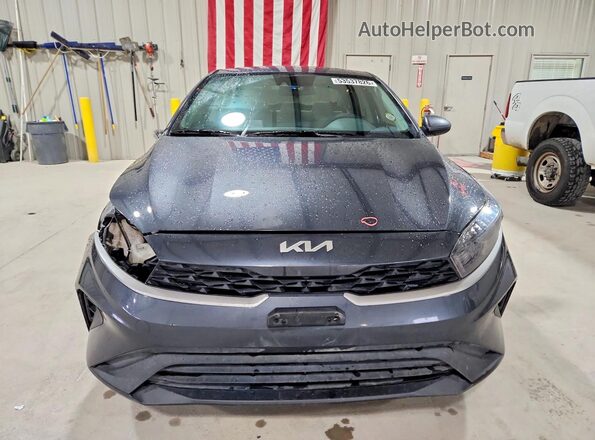 3KPF24AD4PE568718 2023 KIA FORTE Gray 