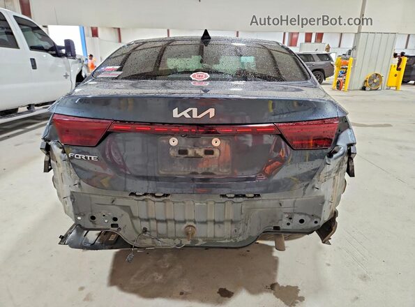 3KPF24AD4PE568718 2023 KIA FORTE Gray 
