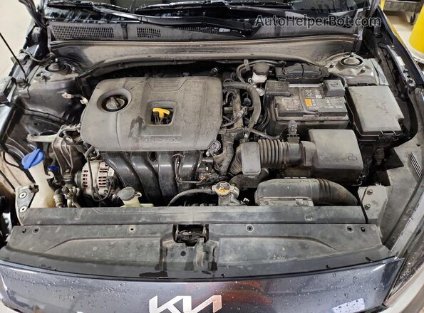 3KPF24AD4PE568718 2023 KIA FORTE Gray 