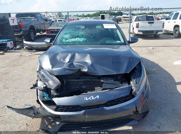 3KPF24AD4PE589844 2023 KIA FORTE Gray Widok zestawu wskaźników