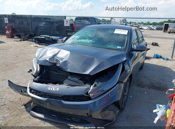 3KPF24AD4PE589844 2023 KIA FORTE Gray Przód lewy