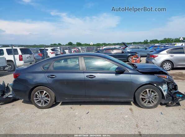 3KPF24AD4PE589844 2023 KIA FORTE Gray Widok wnętrza z tyłu