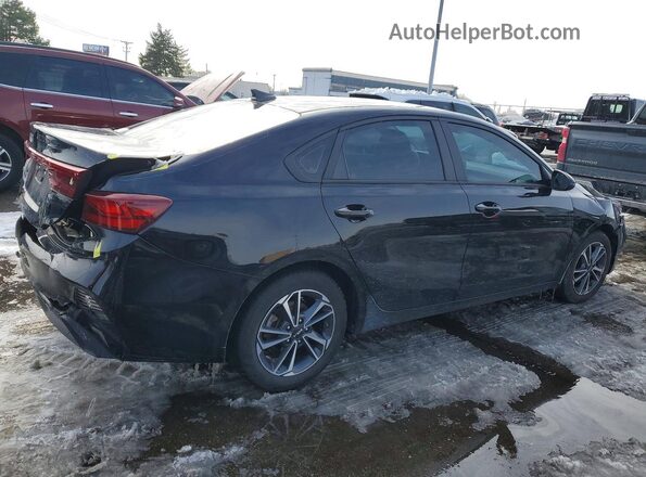 3KPF24AD4RE697593 2024 KIA FORTE Black Trasero derecho