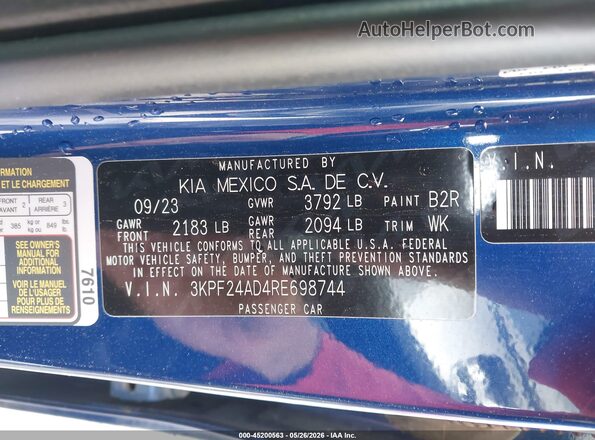 3KPF24AD4RE698744 2024 KIA FORTE Blue Widok komory silnika