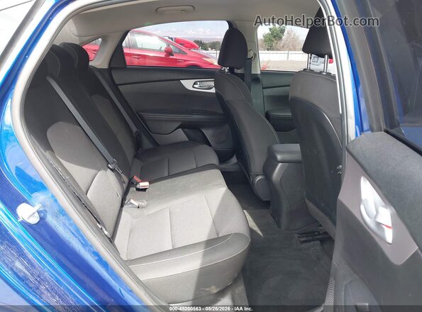 3KPF24AD4RE698744 2024 KIA FORTE Blue Widok naklejki z numerem VIN