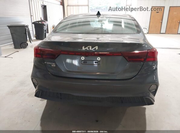 3KPF24AD4RE769988 2024 KIA FORTE Gray 