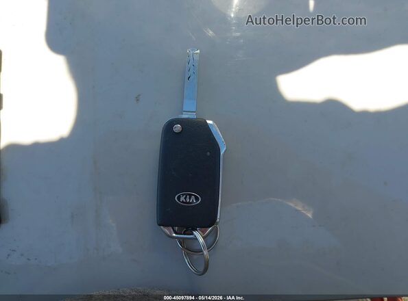 3KPF24AD5LE213387 2020 KIA FORTE Silver Dashboard view