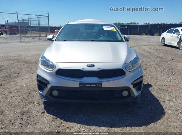 3KPF24AD5LE213387 2020 KIA FORTE Silver Rear interior view